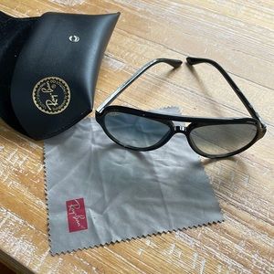 Gently Worn Ray Ban Glasses
